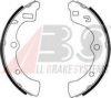 HONDA 43153692001 Brake Shoe Set